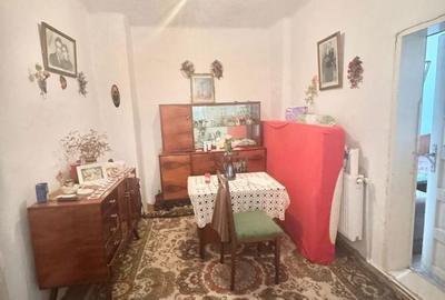 Casă cu 3 camere în Uiești - 15