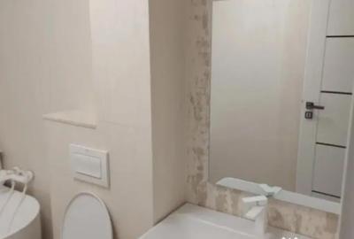 Apartament cu 4 camere decomandat în Central - 3