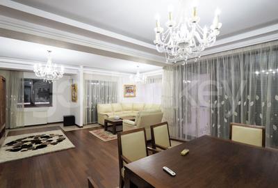 Vedere parc | Apartament spatios cu 4 camere, 3 bai | 240mpc - 4