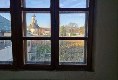 Casă cu 4 camere în Onești - 5