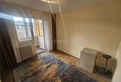 Apartament cu 2 camere nedecomandat în Micro III - 4