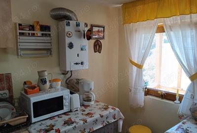 Casă cu 5 camere în Poiana - 12