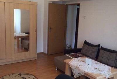 Apartament cu 3 camere decomandat în Vitrometan - 2