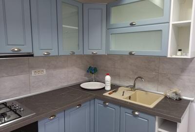 Apartament cu 2 camere decomandat, mobilat în Central - 3