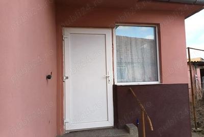 Casă cu 3 camere în Central - 2