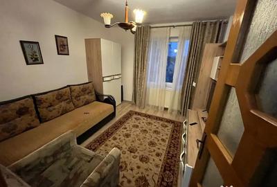 Apartament cu 3 camere decomandat în Central - 4
