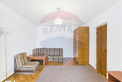 Apartament cu 3 camere, mobilat în Central - 4