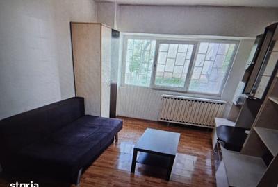 Garsonieră decomandată în Tei - 7