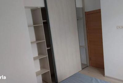 Apartament cu 2 camere decomandat în Titan
