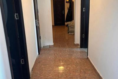 Apartament cu 3 camere decomandat în Calea București - 3