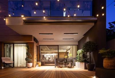 Casă cu 12 camere cu Canalizare în Domenii - 18