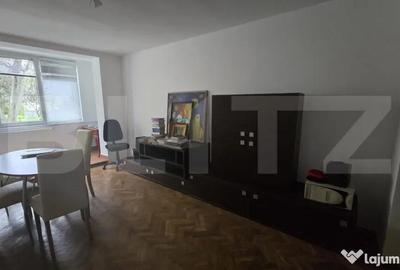 Apartament cu 3 camere decomandat în Micro 15 - 11