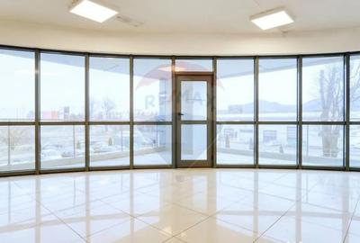 Spațiu comercial, de 1,000 mp, în Calea București - 17