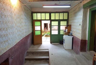 Casă individuală cu 20 camere cu Canalizare în Socolari - 36