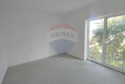 Casa cu 3 camere de vanzare in zona Turnisor Casa cu 3 camere de vanzare in zona Turnisor - 8