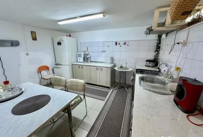 Casă cu 5 camere cu Teren 660 Mp în Micești - 15