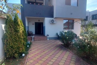 Casa individuala de inchiriat- zona Fundeni - 1
