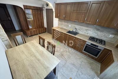 Apartament cu 3 camere decomandat, mobilat în Mănăștur