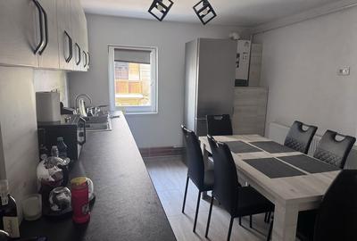 Apartament cu 2 camere semidecomandat în Central - 3
