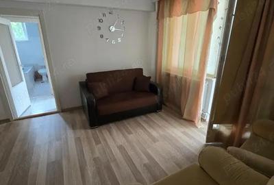 Vindem apartament 2 camere in Navodari