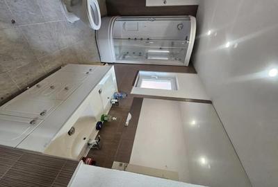 Casă cu 3 camere cu Teren 2300 Mp în Cioroiașu - 2