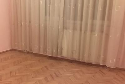 Apartament cu 3 camere decomandat în Lunei - 1