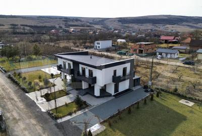 Duplex la cheie, 600 mp teren, garaj, Comuna Baciu - 29