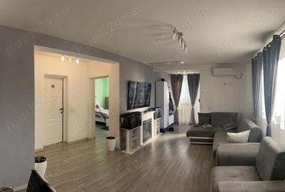 Casă cu Teren 440 Mp în Sânmihaiu Român