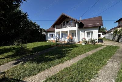 Casă cu 5 camere cu Canalizare în Cordun - 2