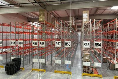 Spațiu cu rafturi pentru Logistică/Depozitare - 4