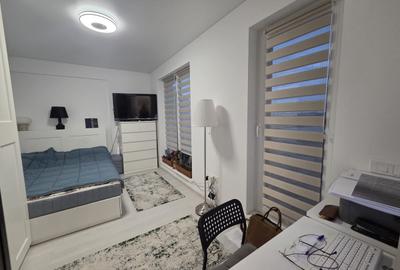 Apartament cu 3 camere semidecomandat în Central - 9