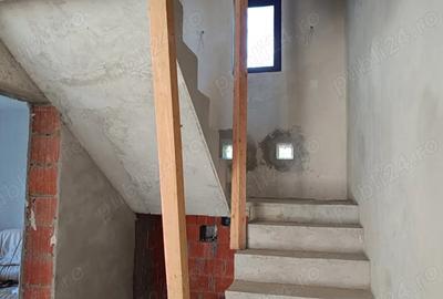 Casă cu 5 camere în Câmpinița - 14