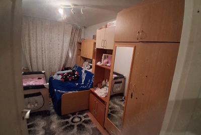 Apartament cu 3 camere semidecomandat în Trivale - 4