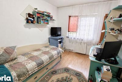Apartament cu 3 camere decomandat în Nicolina - 4