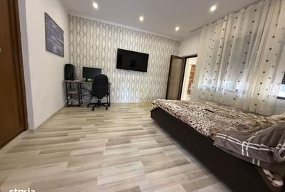 Casă cu 4 camere cu Teren 485 Mp în Titulescu - 5