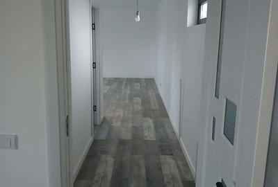 Casă cu Teren 500 Mp în Mărăcineni