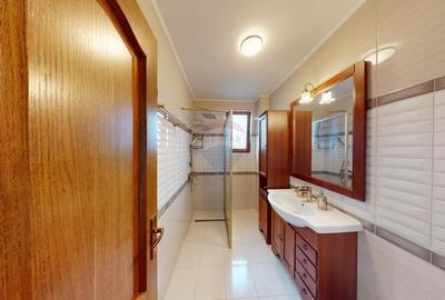 Casa / Vila de Lux cu 5 camere de vanzare - 21