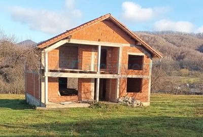 Casă individuală cu 5 camere cu Canalizare în Cresuia - 7