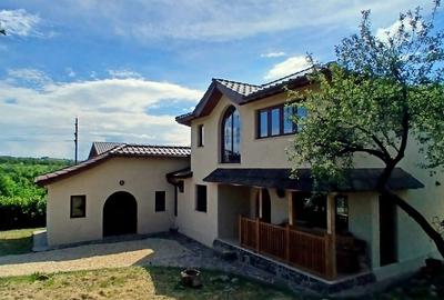 Casă cu 3 camere în Tăuții de Sus - 6