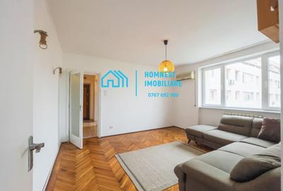 Apartament cu 3 camere semidecomandat în Mihai Bravu