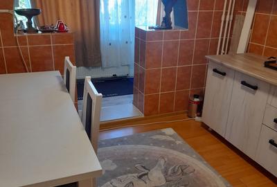 Apartament cu 2 camere decomandat în Central - 3