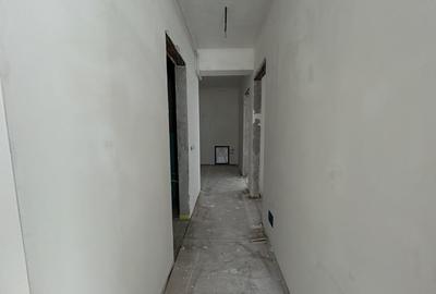 Apartament cu 3 camere semidecomandat în Florești - 3