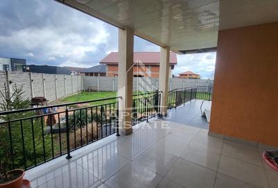 Duplex cu 4 camere cu Canalizare în Săcălaz