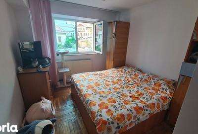 Apartament cu 2 camere decomandat în Central - 4