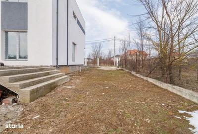 Casă cu 4 camere în Petrești - 15