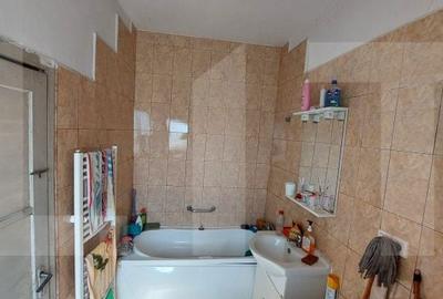 Casă cu 3 camere semidecomandat cu Teren 547 Mp în Grădiște - 12