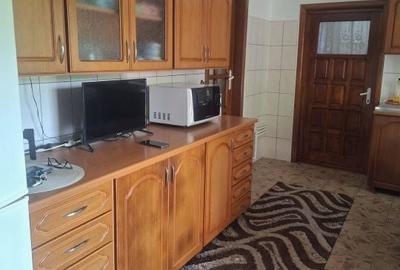 Casă cu 4 camere cu Teren 1000 Mp în Surani - 1
