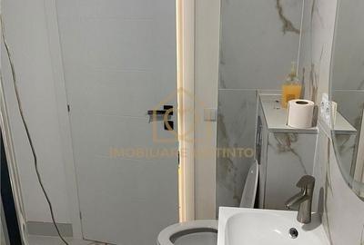 Apartament cu 3 camere decomandat în Recea - 1