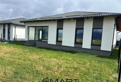 Casă cu 4 camere cu Teren 500 Mp în Tărlungeni