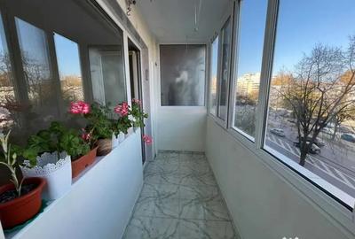 Apartament cu 3 camere decomandat în Tomis Nord - 6